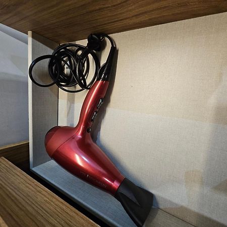 Bear Homes - Olimpia Suite Valencia Luaran gambar