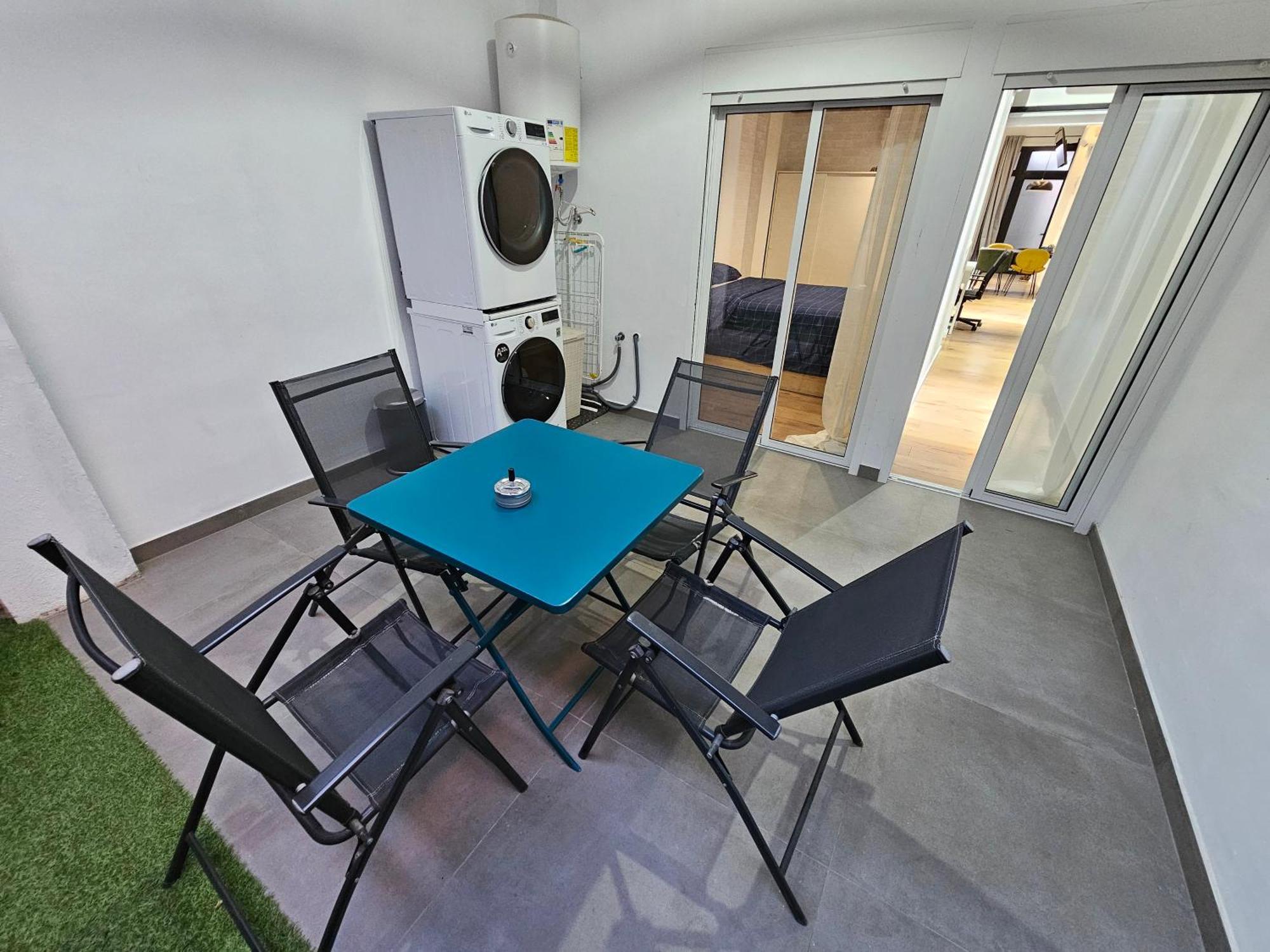 Bear Homes - Olimpia Suite Valencia Luaran gambar