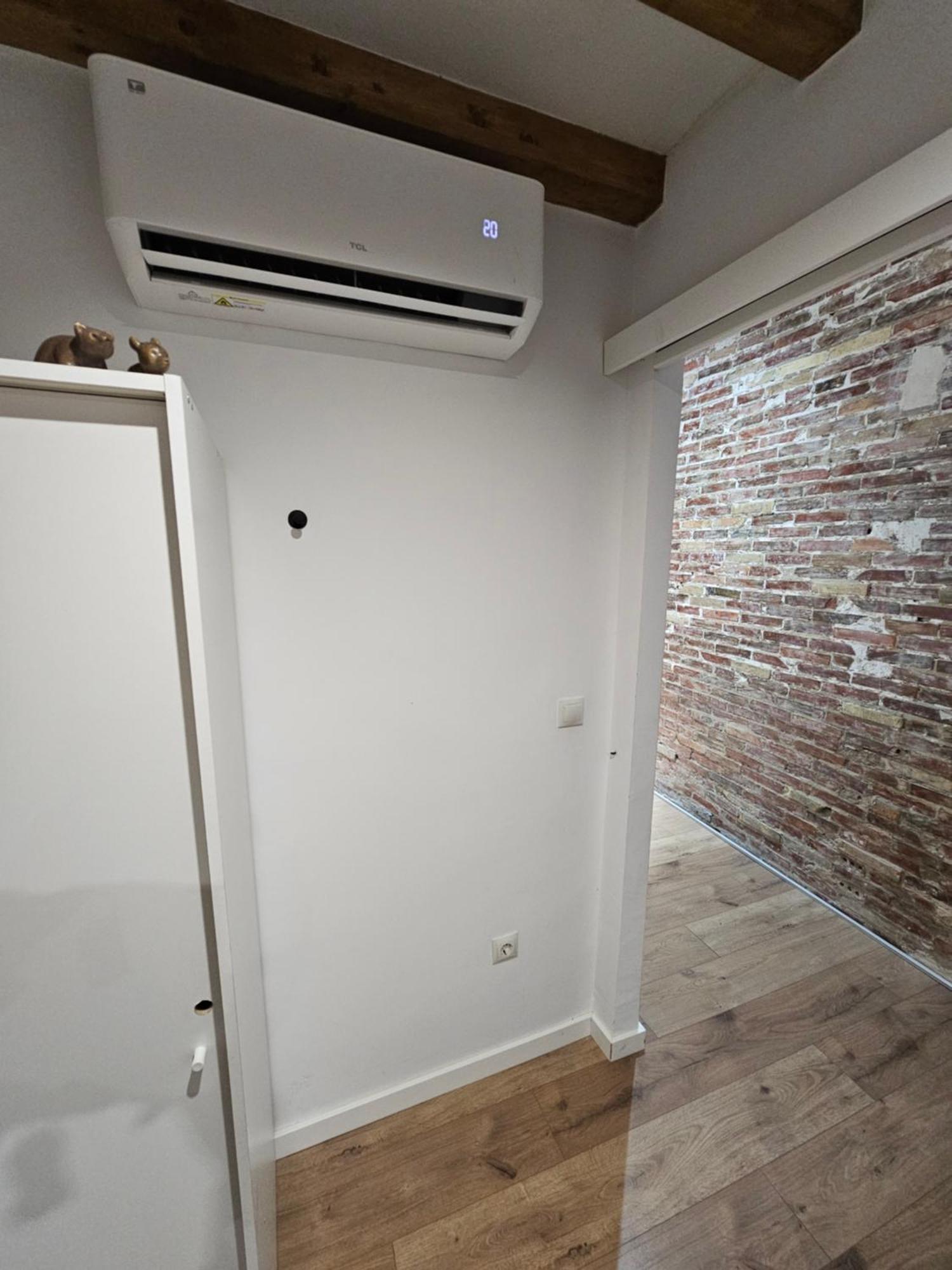 Bear Homes - Olimpia Suite Valencia Luaran gambar