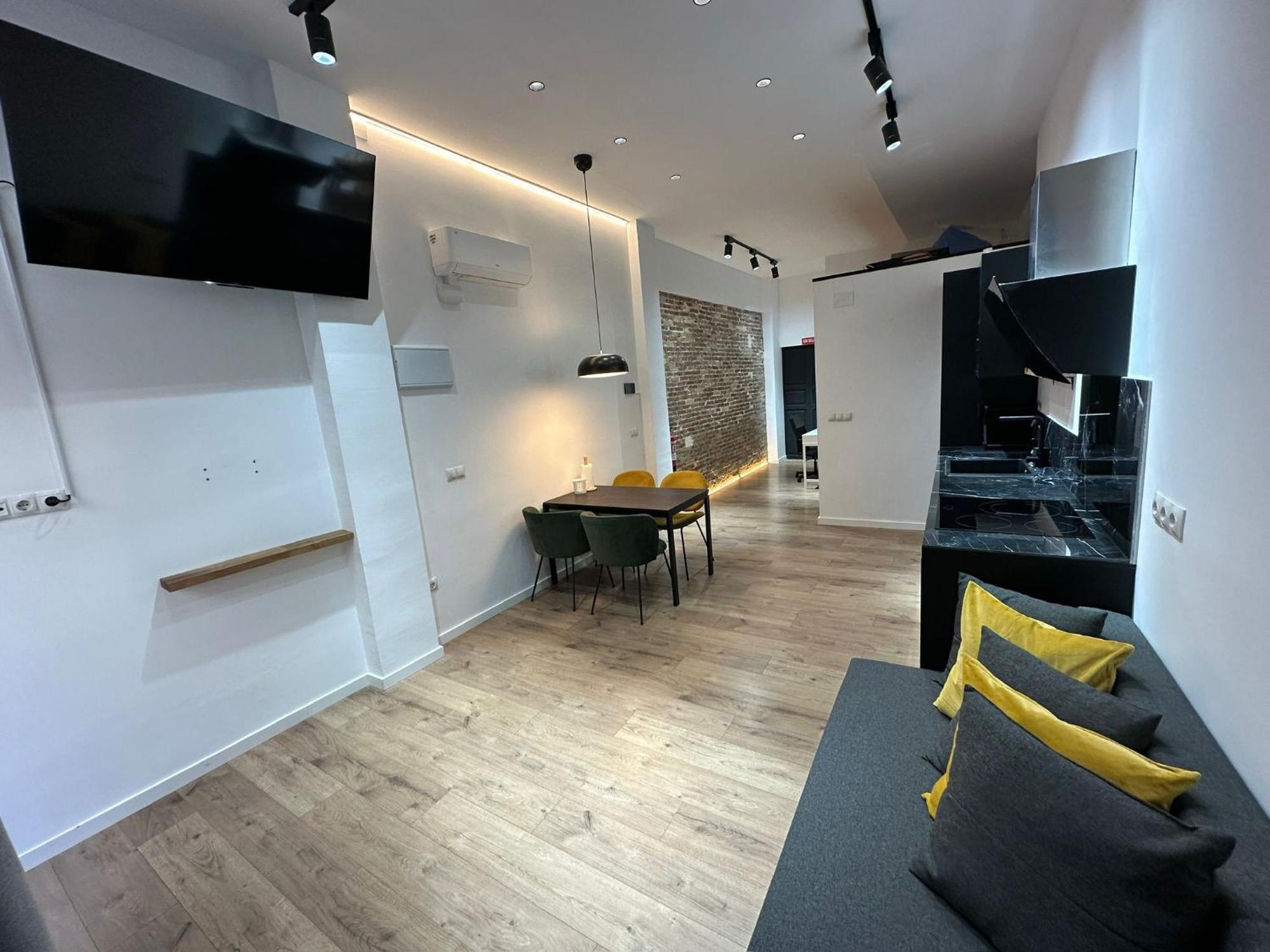 Bear Homes - Olimpia Suite Valencia Luaran gambar